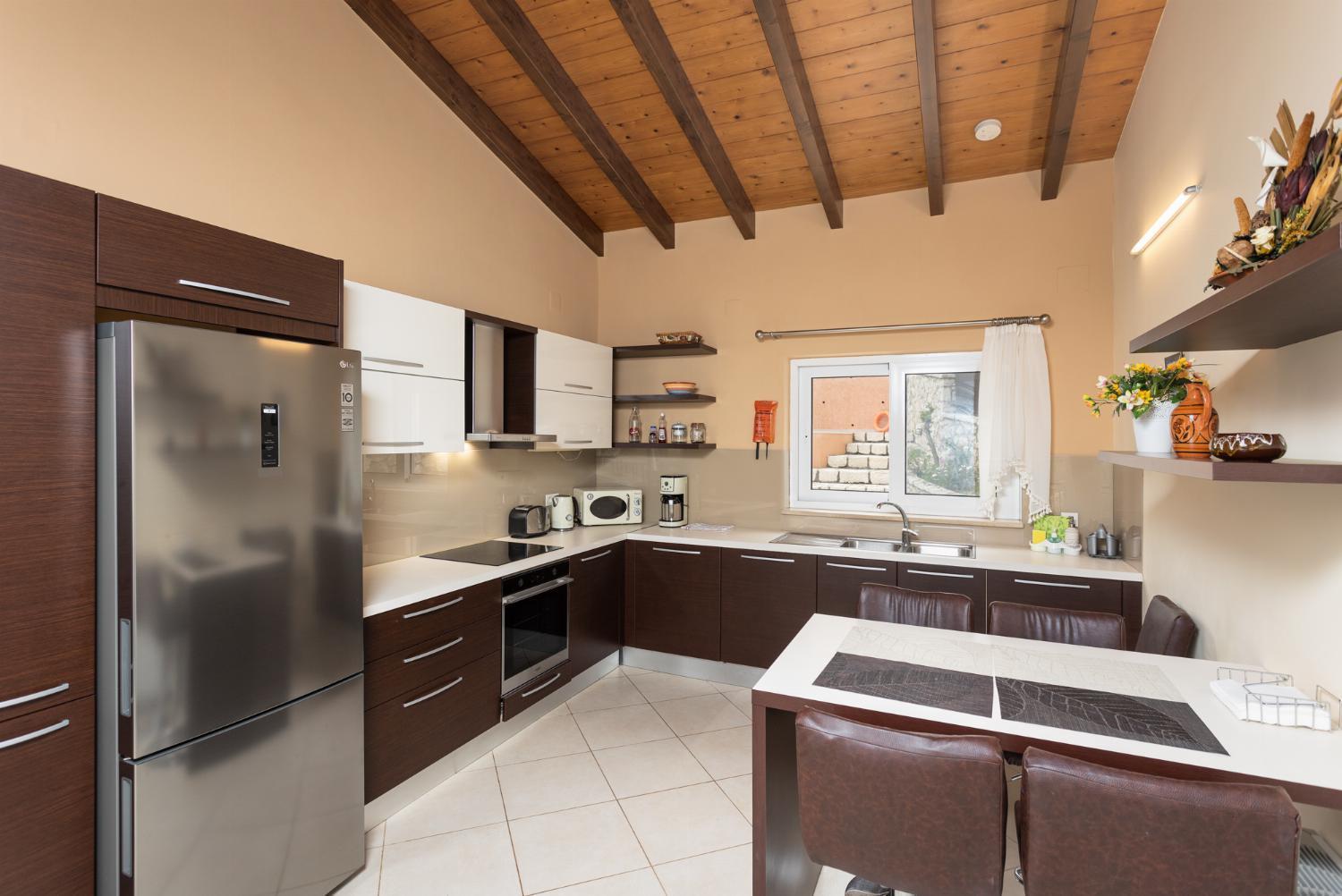 Villa Konstantinos Katávolos Esterno foto
