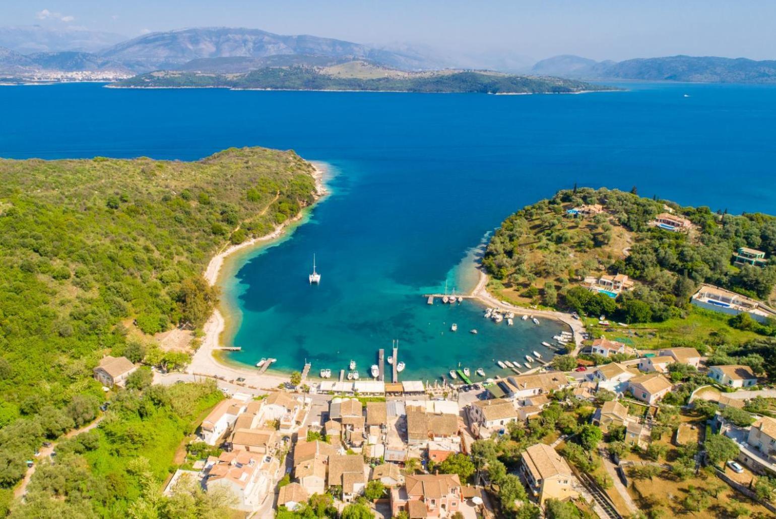 Villa Konstantinos Katávolos Esterno foto