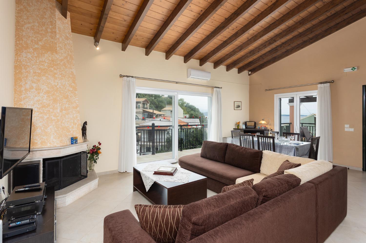 Villa Konstantinos Katávolos Esterno foto