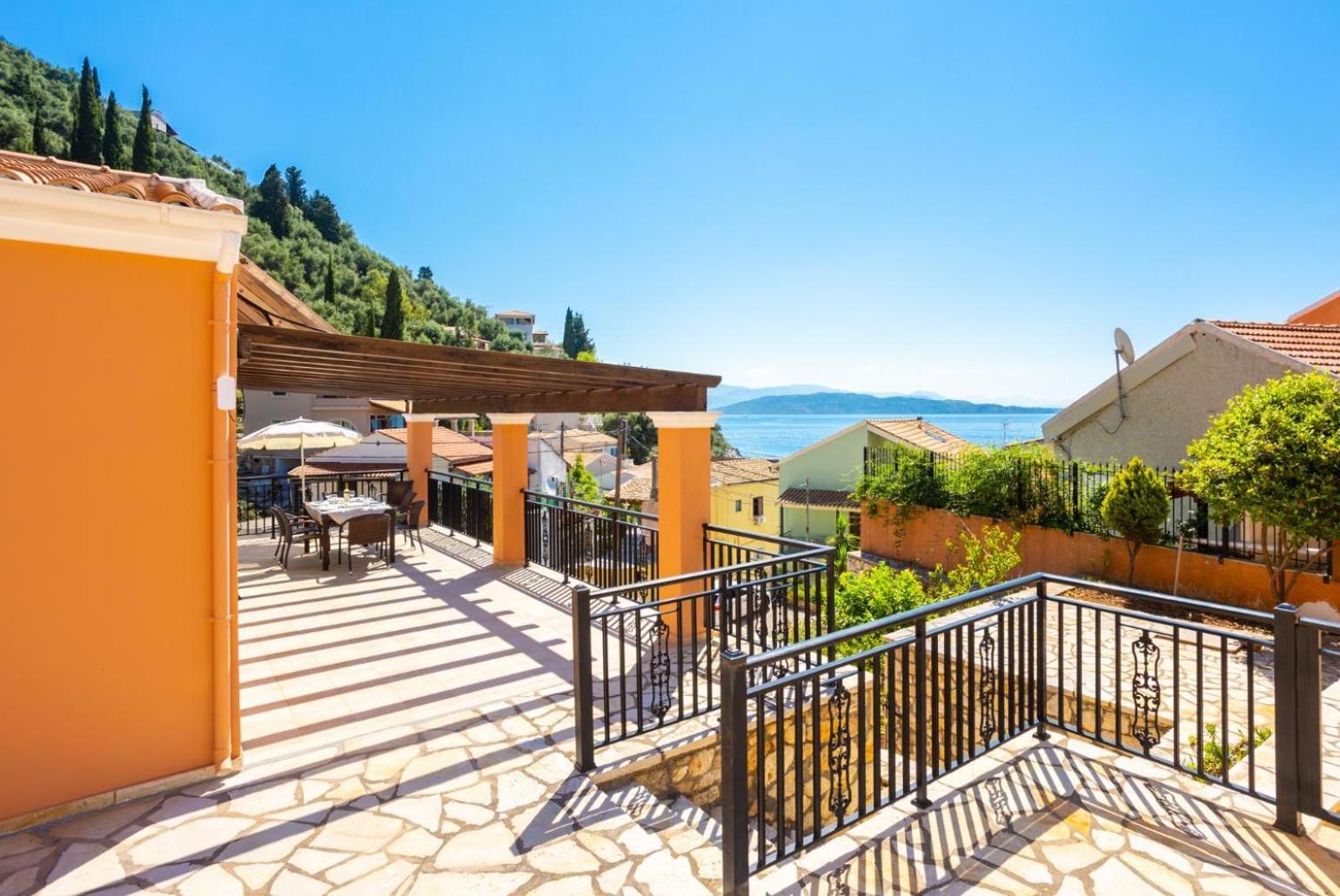 Villa Konstantinos Katávolos Esterno foto
