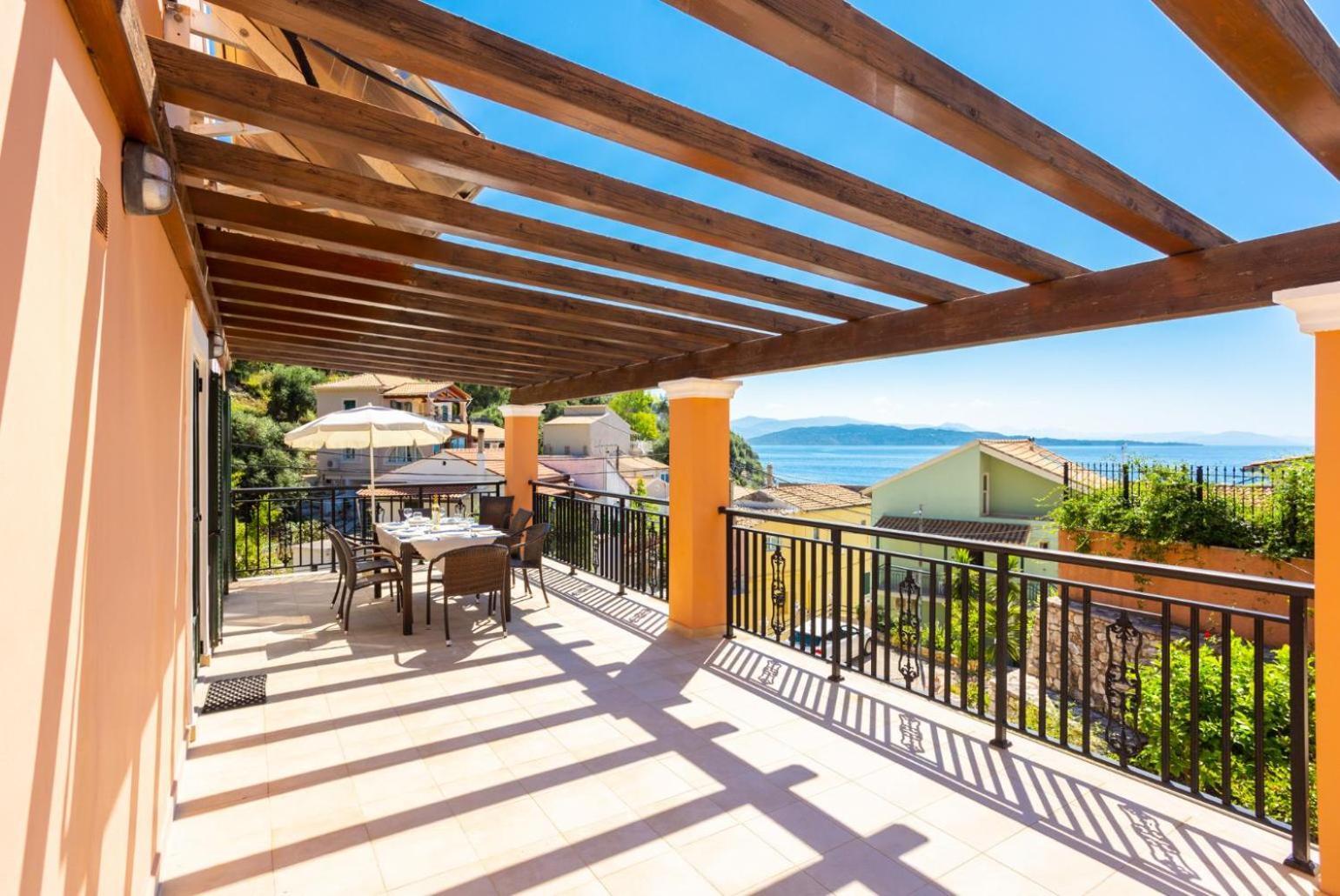 Villa Konstantinos Katávolos Esterno foto