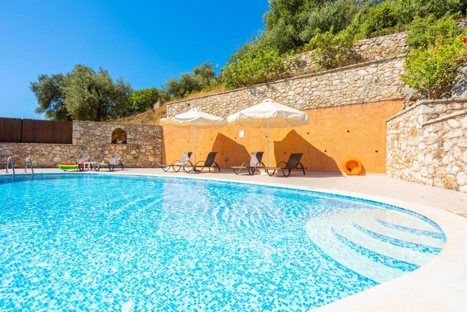 Villa Konstantinos Katávolos Esterno foto